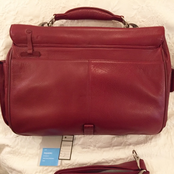 Beautiful Piquadro Italian Leather Business Bag (Unisex) - Picture 4 of 15